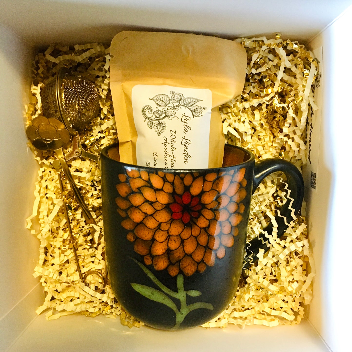 Dark Florals Tea Gift Box